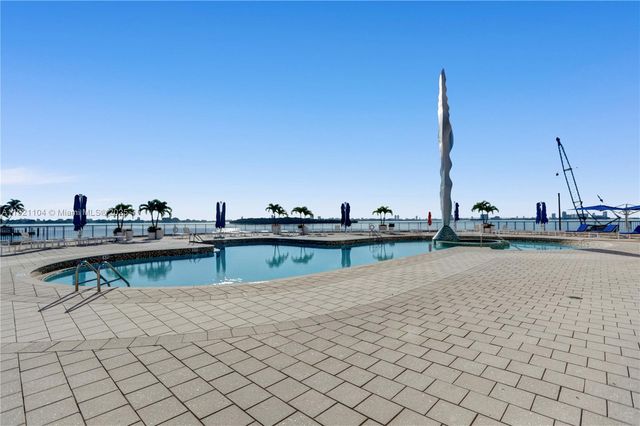 1800 NE 114th St 2105, Miami, FL 33181