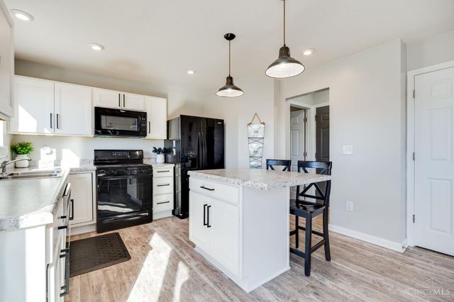 163 Oasis Court, Springboro, OH 45066