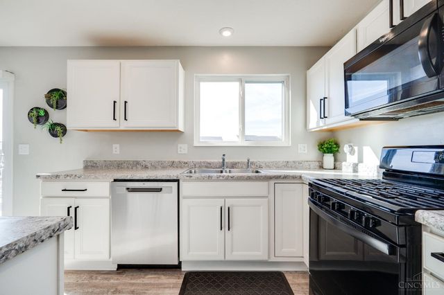 163 Oasis Court, Springboro, OH 45066