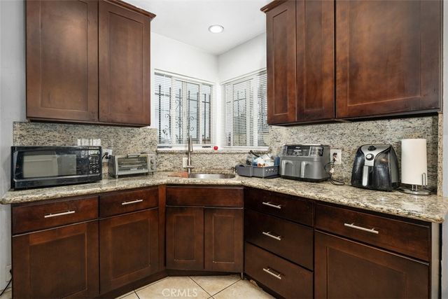9819 S Normandie, Los Angeles, CA 90044