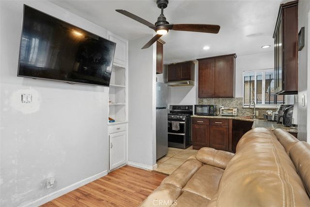 9819 S Normandie, Los Angeles, CA 90044