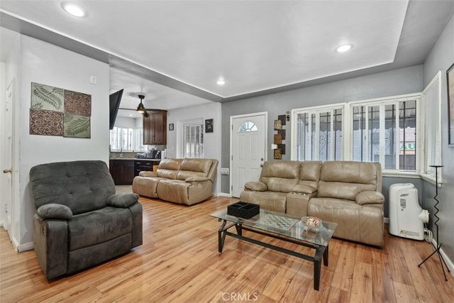 9819 S Normandie, Los Angeles, CA 90044