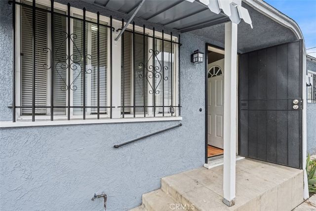9819 S Normandie, Los Angeles, CA 90044