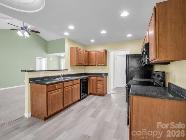 38 Black River Road, Fletcher, NC 28732