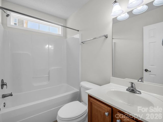 38 Black River Road, Fletcher, NC 28732