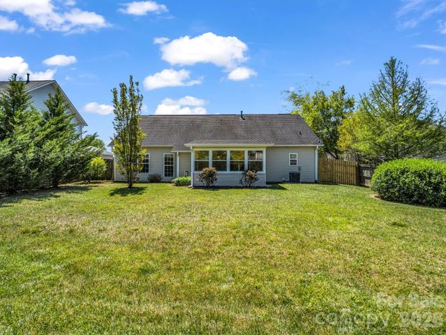 38 Black River Road, Fletcher, NC 28732