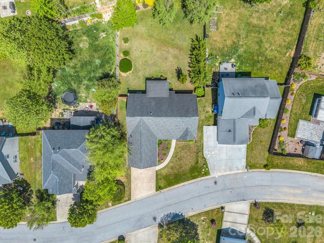 38 Black River Road, Fletcher, NC 28732