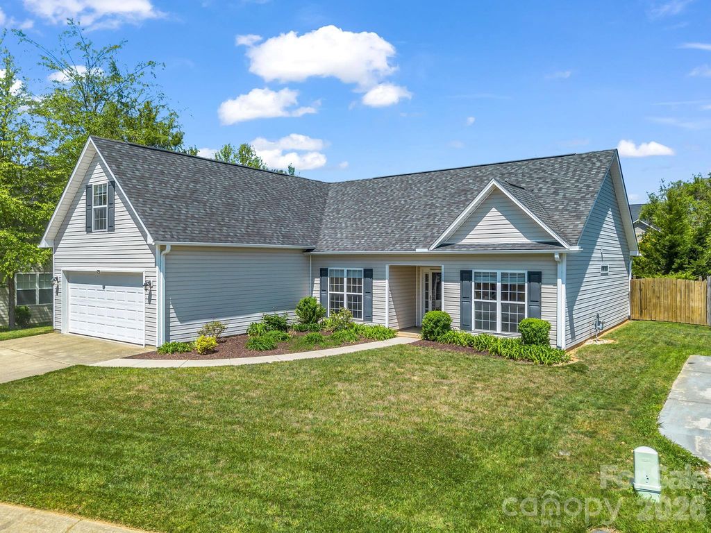 38 Black River Road, Fletcher, NC 28732