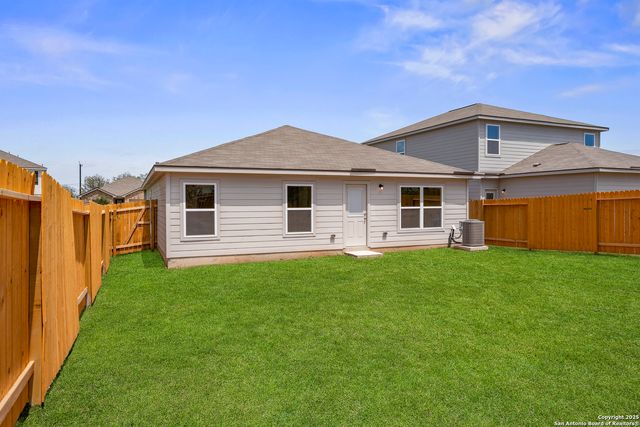 15230 Waterow View, Von Ormy, TX 78073