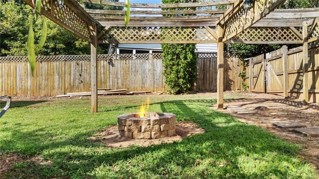 3913 Hadley Farm Drive, Marietta, GA 30066
