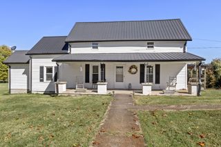 1325 Huggins Rd, Clarksville, TN 37040