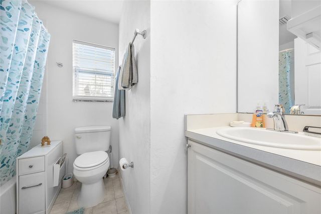 719 TOWN COURT, Bronson, FL 32621