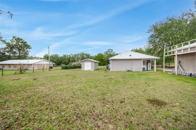719 TOWN COURT, Bronson, FL 32621