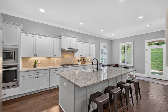 7076 Big Oak Ln, Nolensville, TN 37135