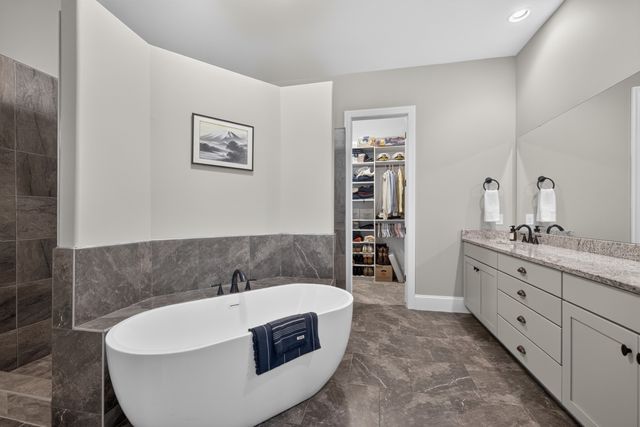 7076 Big Oak Ln, Nolensville, TN 37135