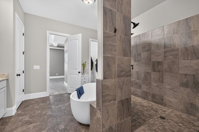 7076 Big Oak Ln, Nolensville, TN 37135