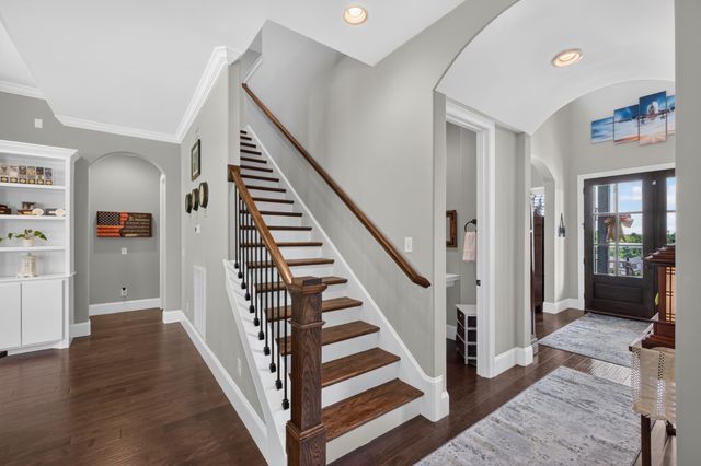 7076 Big Oak Ln, Nolensville, TN 37135