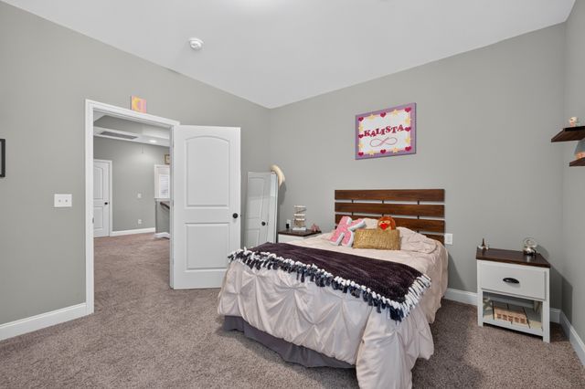 7076 Big Oak Ln, Nolensville, TN 37135