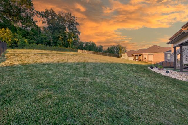 7076 Big Oak Ln, Nolensville, TN 37135
