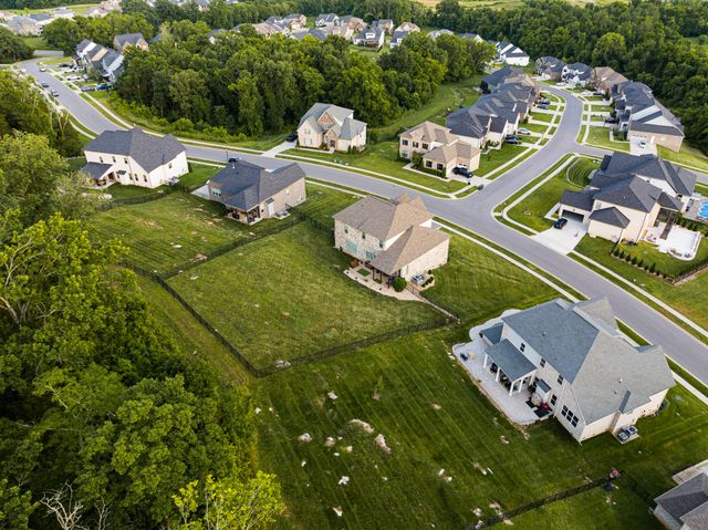 7076 Big Oak Ln, Nolensville, TN 37135