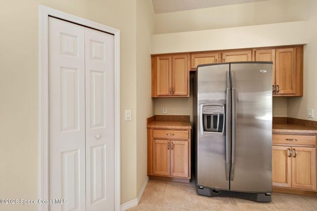 587 Dixon Road NW, Palm Bay, FL 32907