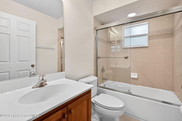587 Dixon Road NW, Palm Bay, FL 32907