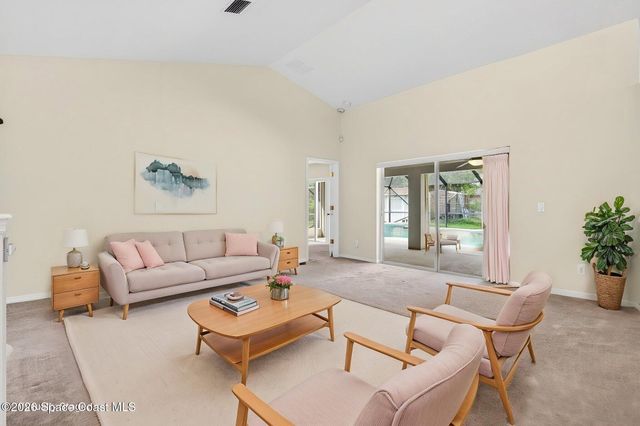587 Dixon Road NW, Palm Bay, FL 32907