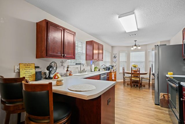 5315 Ten Point Drive, Crestview, FL 32539