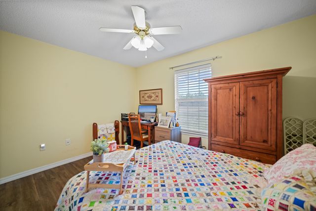 5315 Ten Point Drive, Crestview, FL 32539