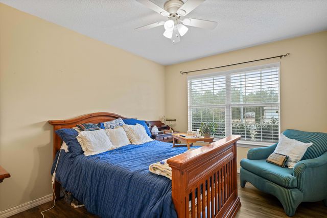 5315 Ten Point Drive, Crestview, FL 32539