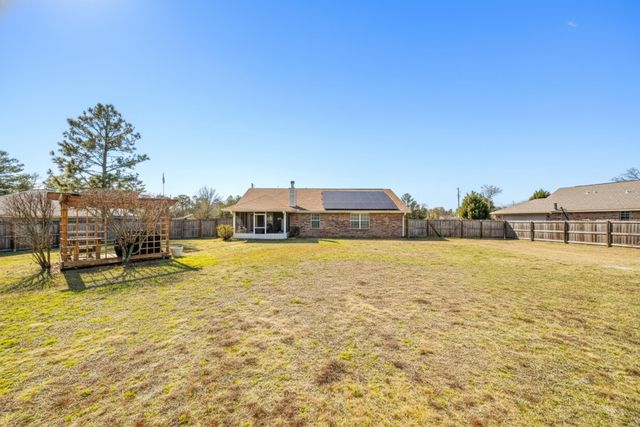 5315 Ten Point Drive, Crestview, FL 32539