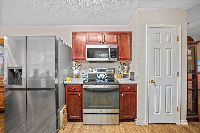 5315 Ten Point Drive, Crestview, FL 32539