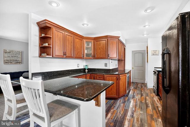 210 WASHINGTON AVE, Laurel Springs, NJ 08021