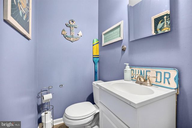 210 WASHINGTON AVE, Laurel Springs, NJ 08021