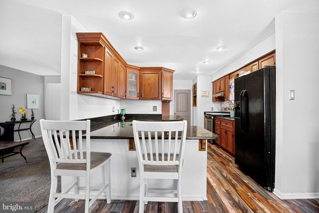 210 WASHINGTON AVE, Laurel Springs, NJ 08021