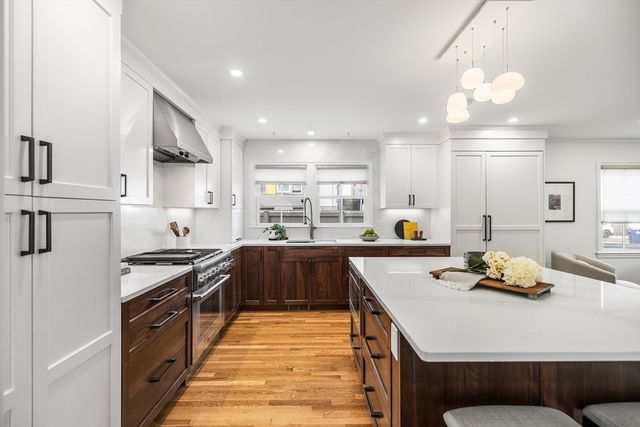 56 Churchill Ave 56, Cambridge, MA 02140