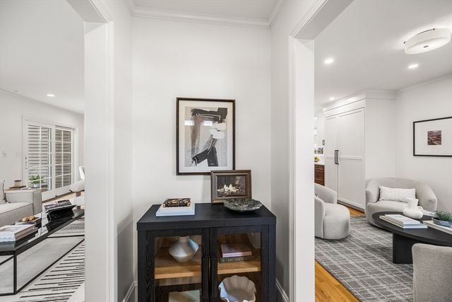 56 Churchill Ave 56, Cambridge, MA 02140