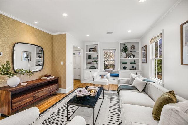 56 Churchill Ave 56, Cambridge, MA 02140