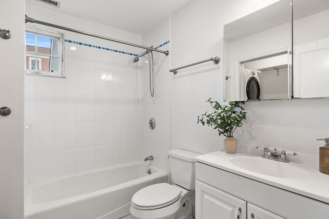 56 Churchill Ave 56, Cambridge, MA 02140