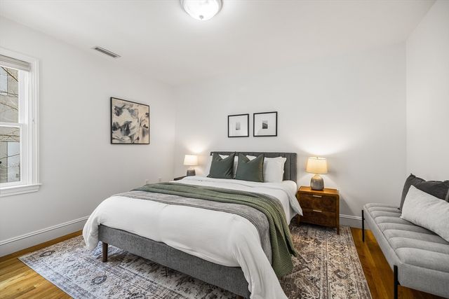 56 Churchill Ave 56, Cambridge, MA 02140