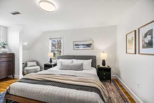 56 Churchill Ave 56, Cambridge, MA 02140