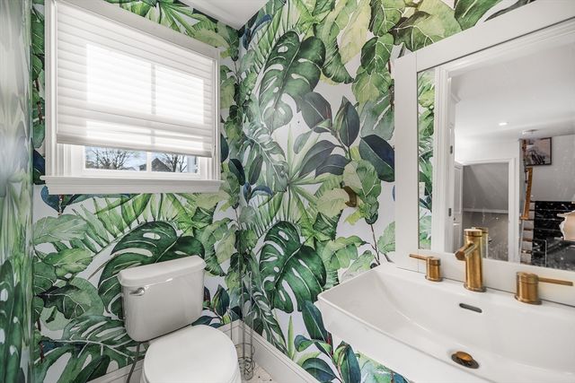 56 Churchill Ave 56, Cambridge, MA 02140