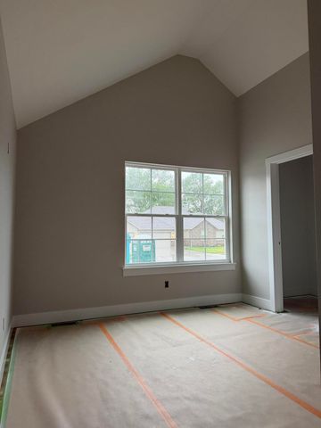 1417 N Collins Drive, Republic, MO 65738