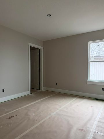 1417 N Collins Drive, Republic, MO 65738