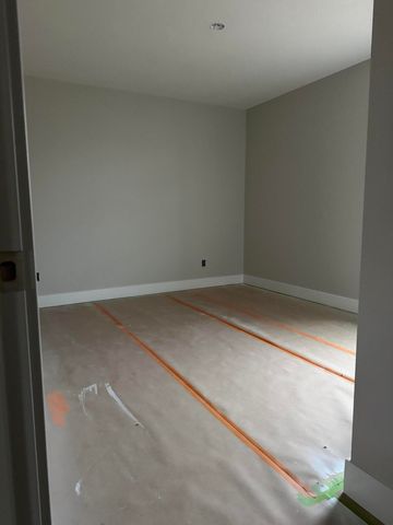 1417 N Collins Drive, Republic, MO 65738