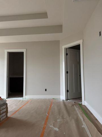 1417 N Collins Drive, Republic, MO 65738