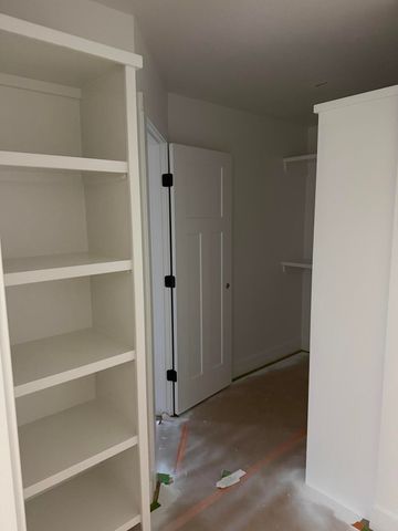 1417 N Collins Drive, Republic, MO 65738