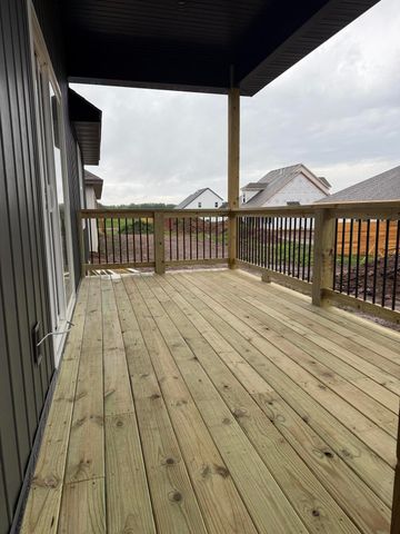 1417 N Collins Drive, Republic, MO 65738