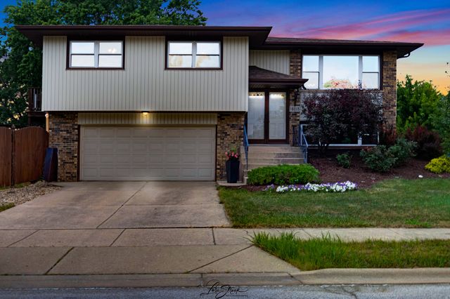 16118 76th Avenue, Tinley Park, IL 60477
