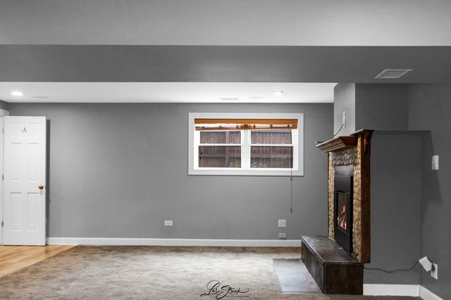 16118 76th Avenue, Tinley Park, IL 60477